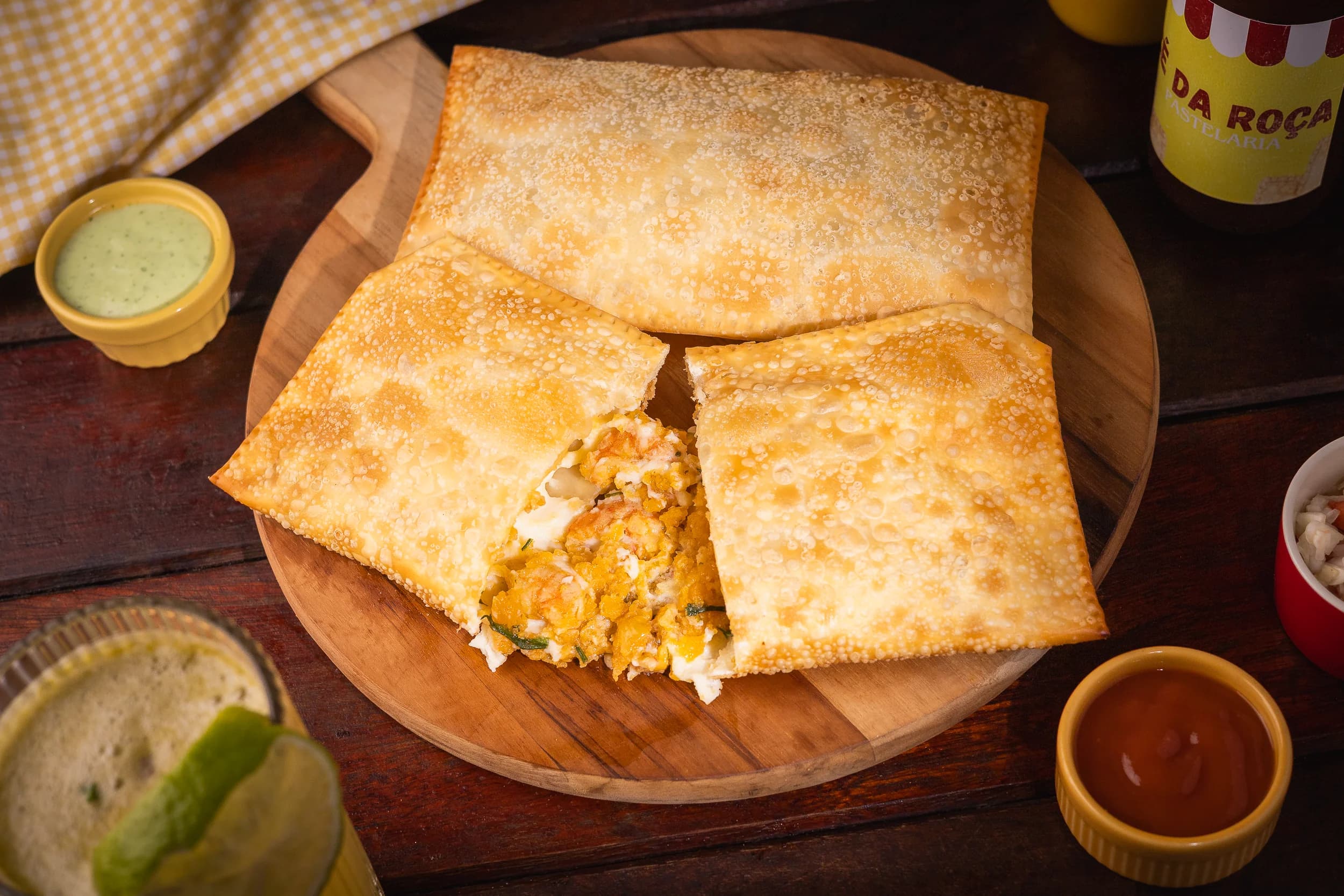 Pastel de camarão com catupiry